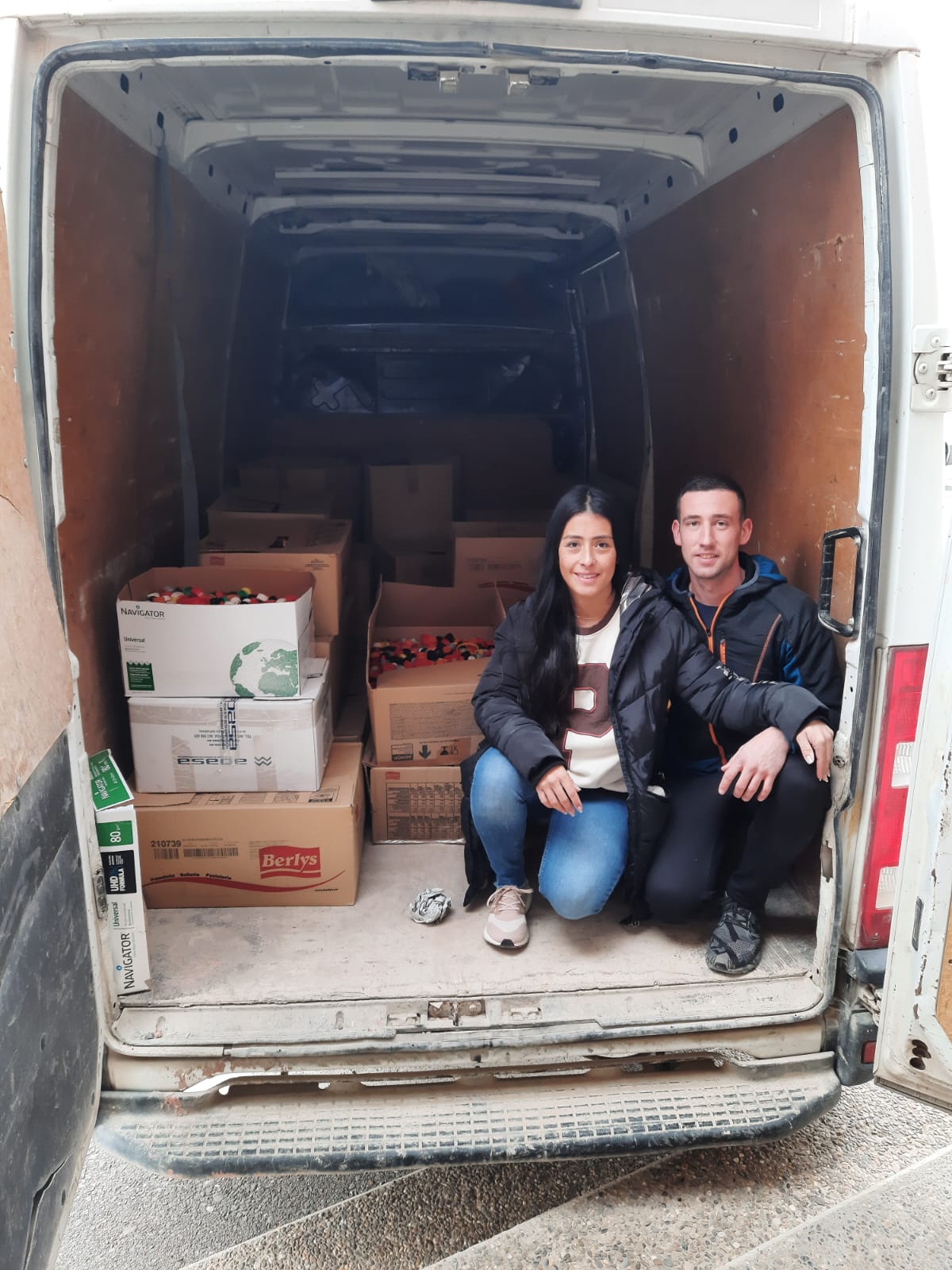 EL IES Valle del Ebro organiza una donación de tapones solidarios